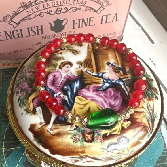 Untreated ruby gold lava rock beaded bracelet/July birthstone - Picture 5 of 10